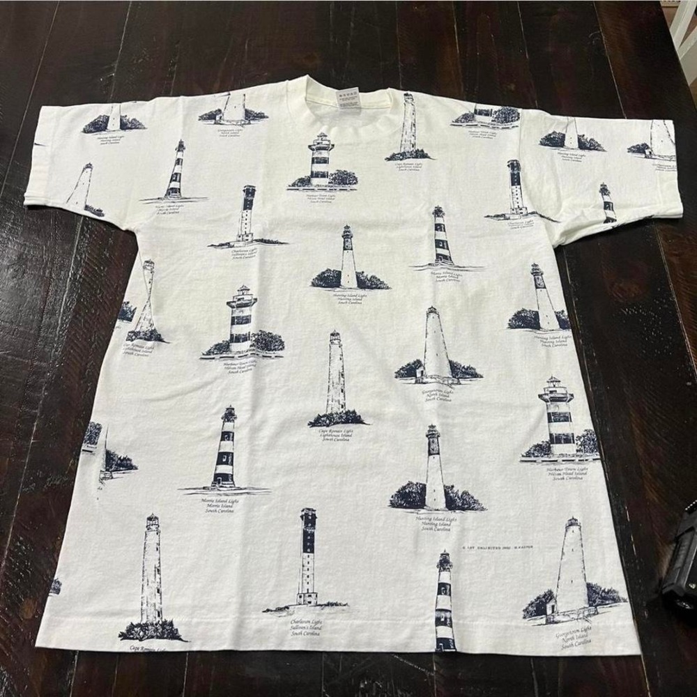 Vintage 1992 all over‎ print lighthouse tee  Size large